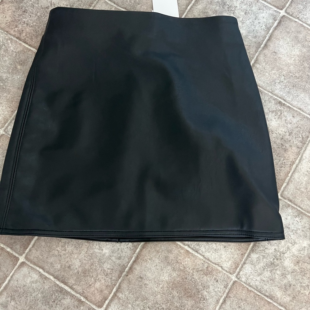 H&M Black Mini  Skirt
